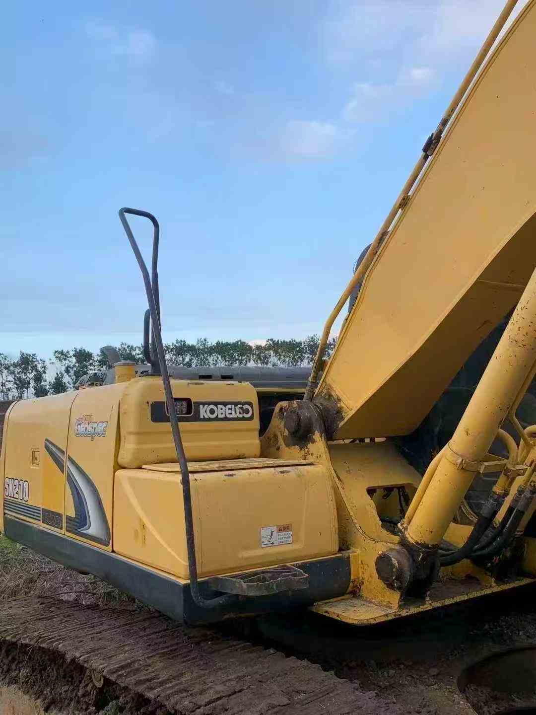 Used Kobelco SK210 Excavator 2016 Model / 2