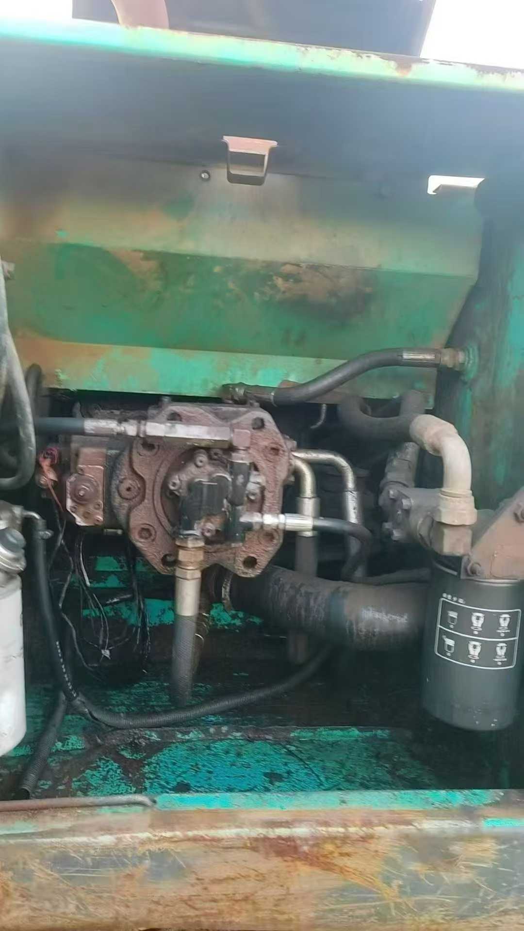 Used Kobelco SK210 Excavator 2016 Model / 4