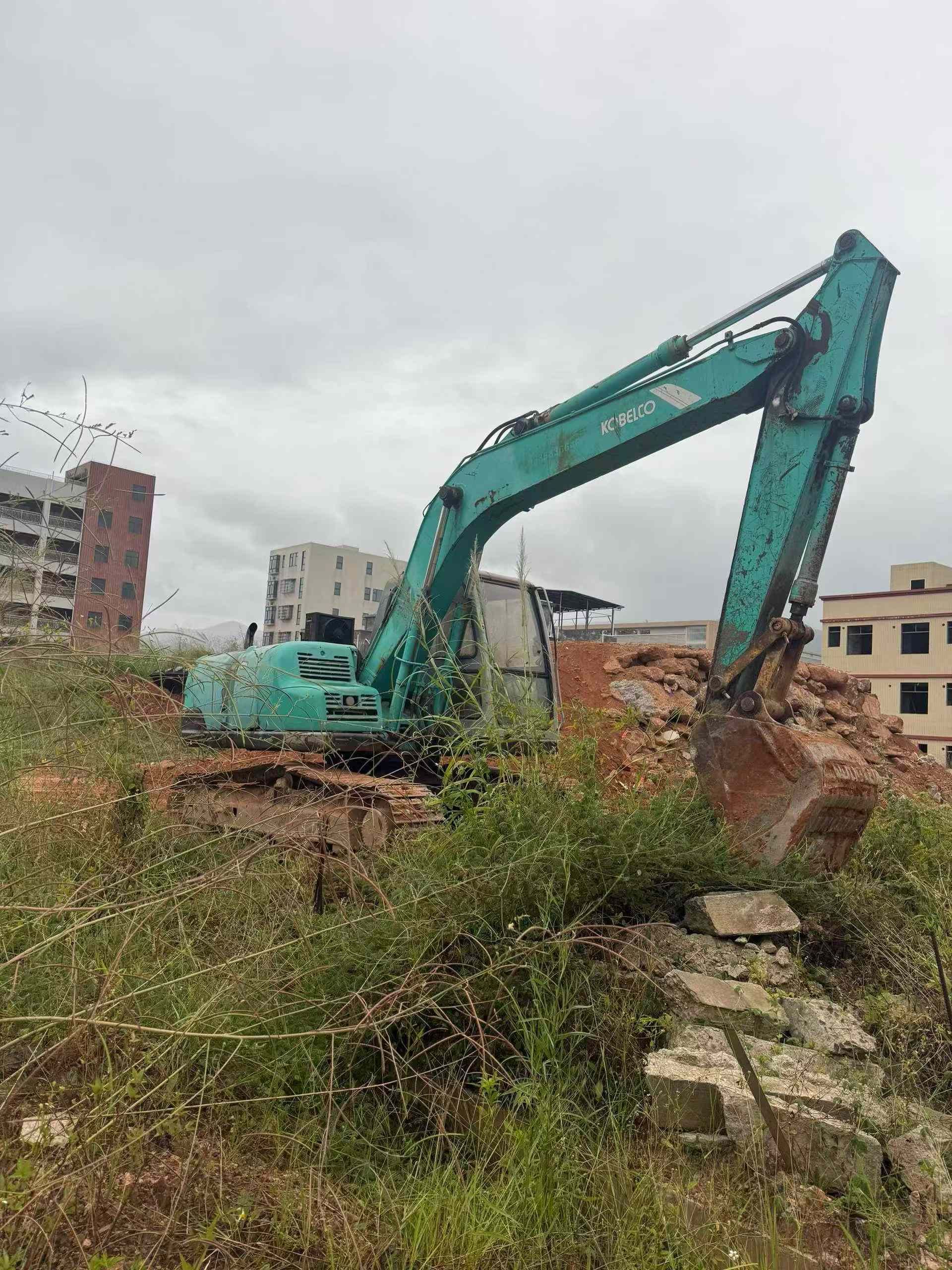 Used Kobelco SK120-5 Excavator 2016 Model / 2