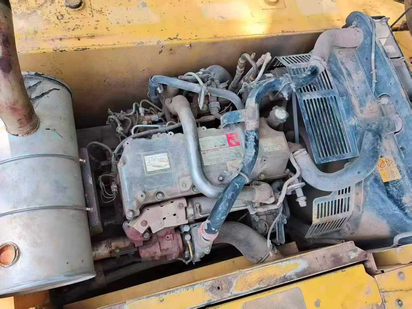 Used Kobelco SK210 Excavator 2016 Model / 3