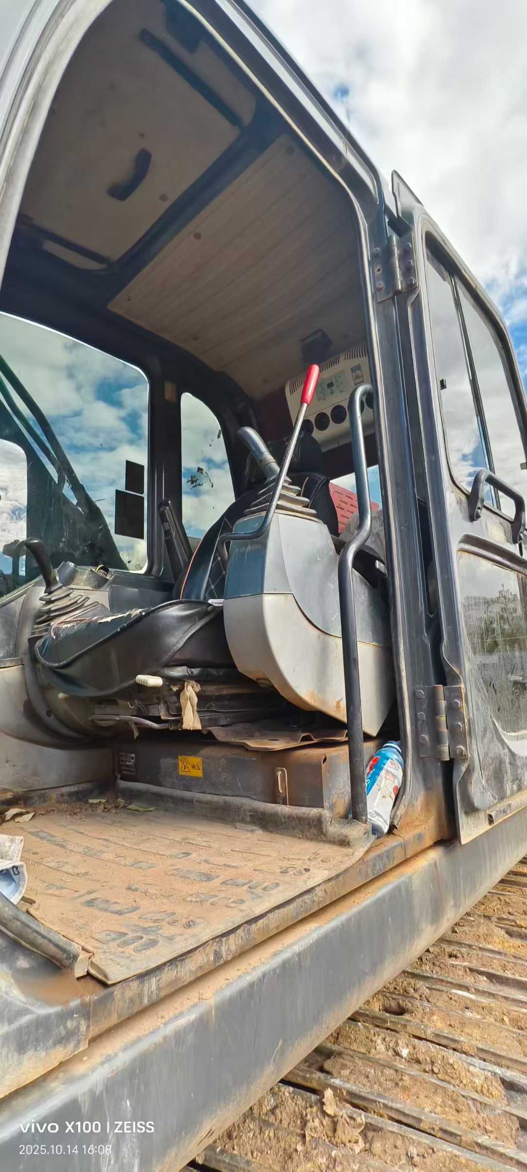 Used Kobelco SK60 Excavator 2014 Model / 4