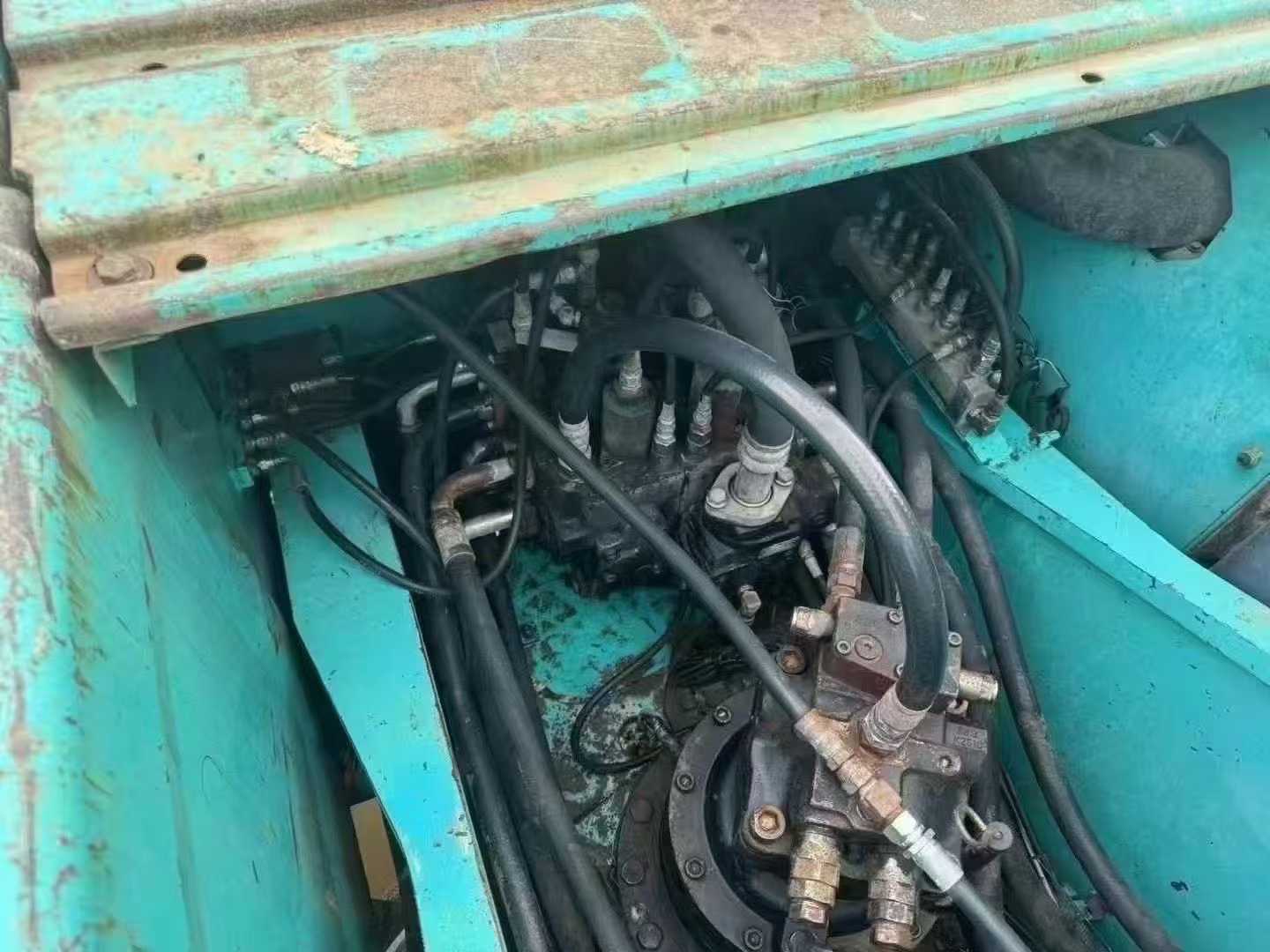 Used Kobelco SK200-11 Excavator 2016 Model / 9