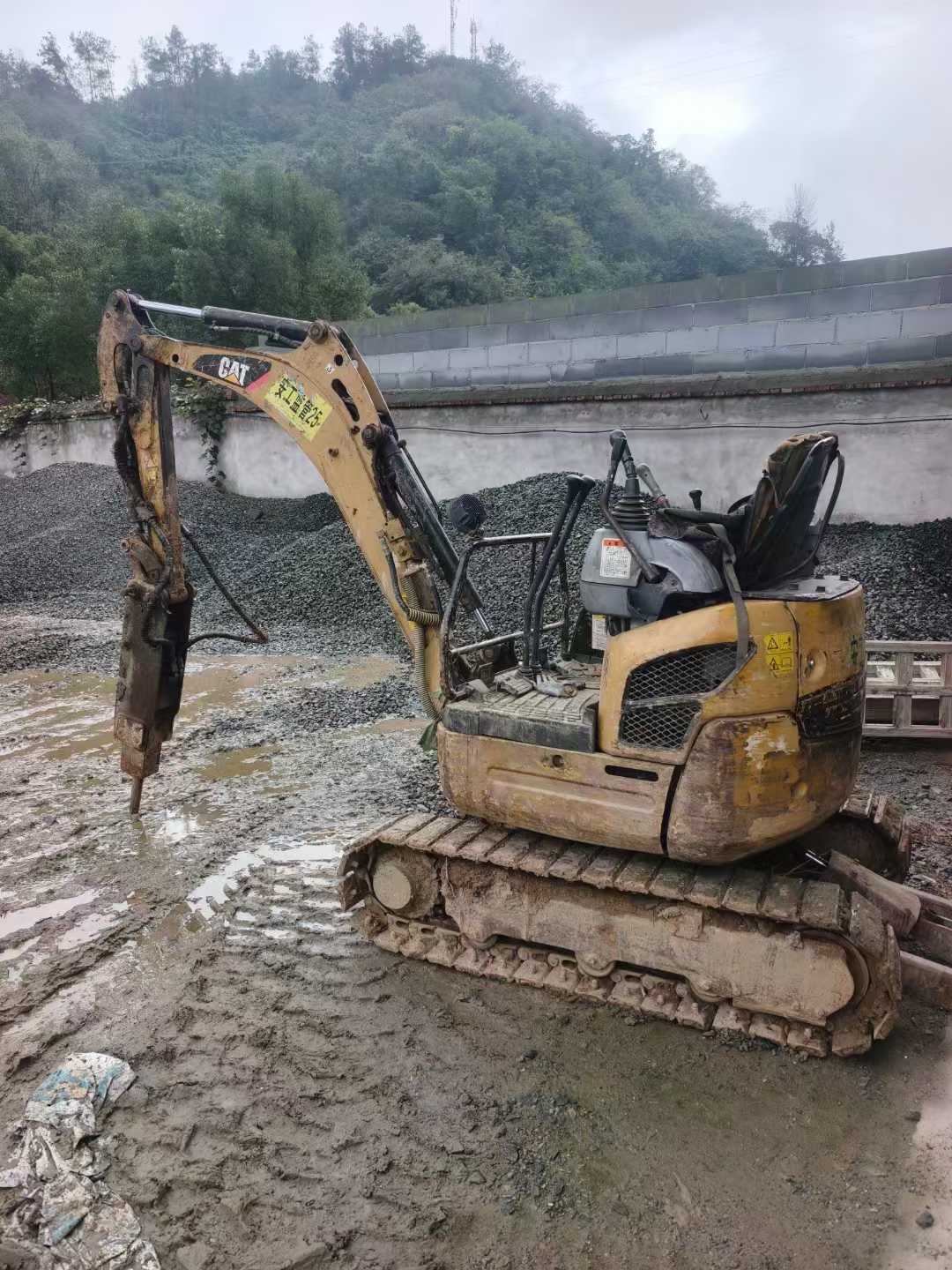 Used Caterpillar 017 CR Excavator 2016 Model