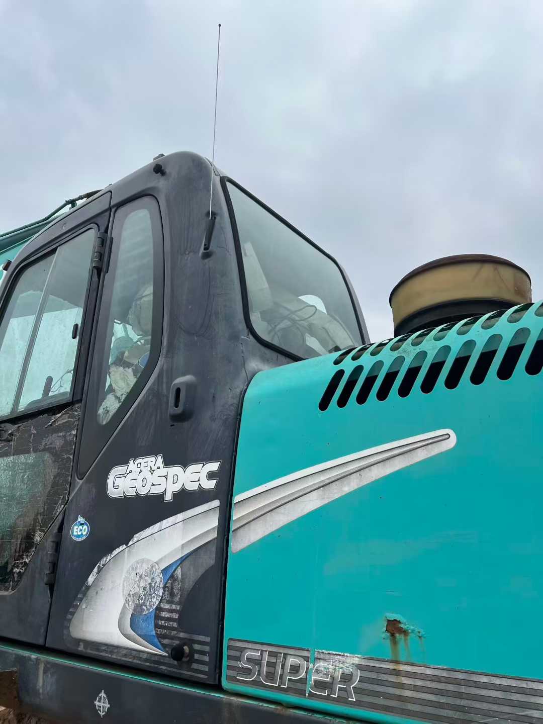 Used Kobelco SK350LC SuperX Excavator 2011 Model / 3