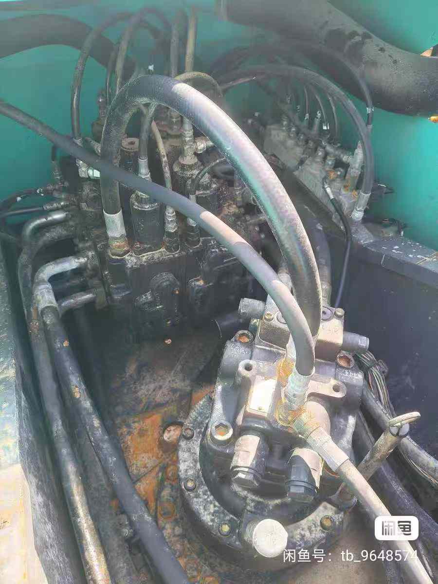 Used Kobelco SK210 Excavator 2014 Model / 4