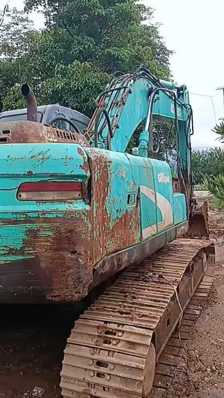 Used Kobelco SK210 Excavator 2016 Model / 4