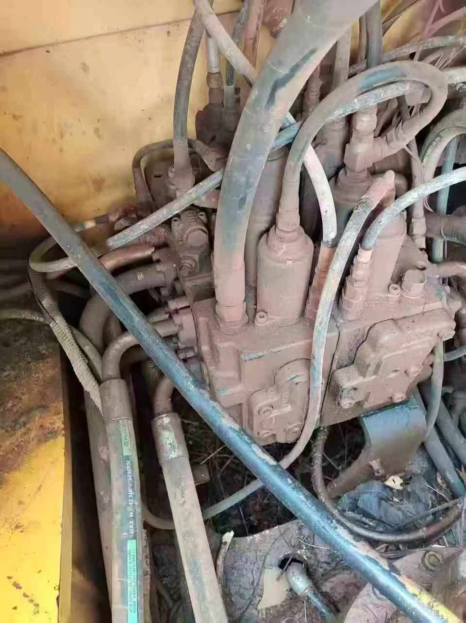 Used Kobelco SK210 Excavator 2016 Model / 4