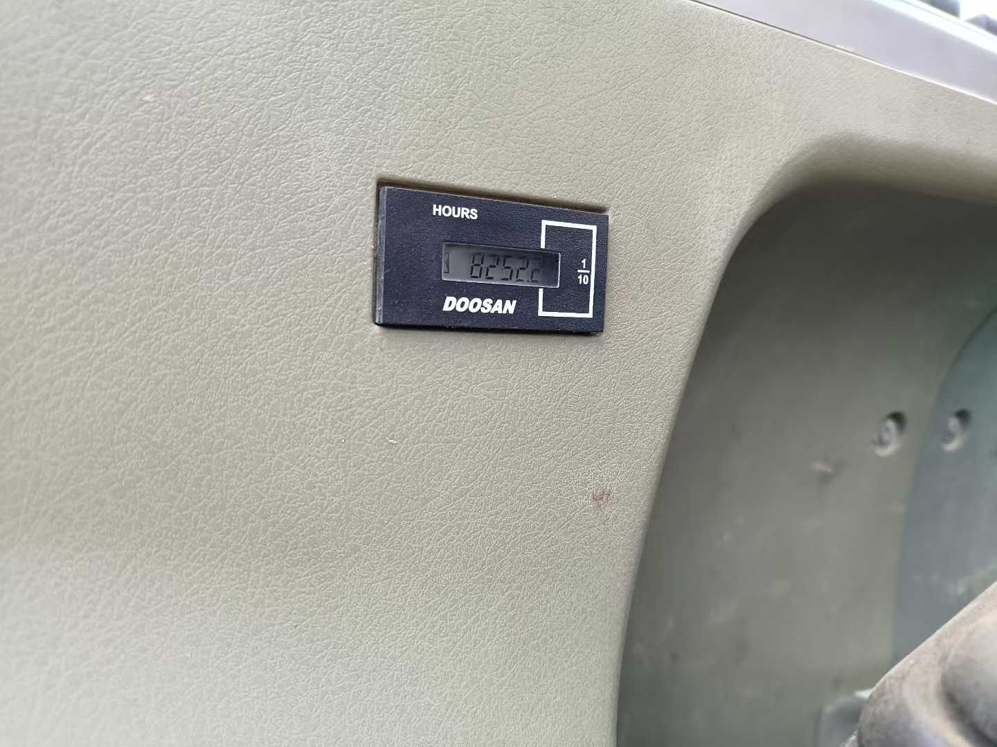 Used Doosan DH55 Excavator 2019 Model / 8