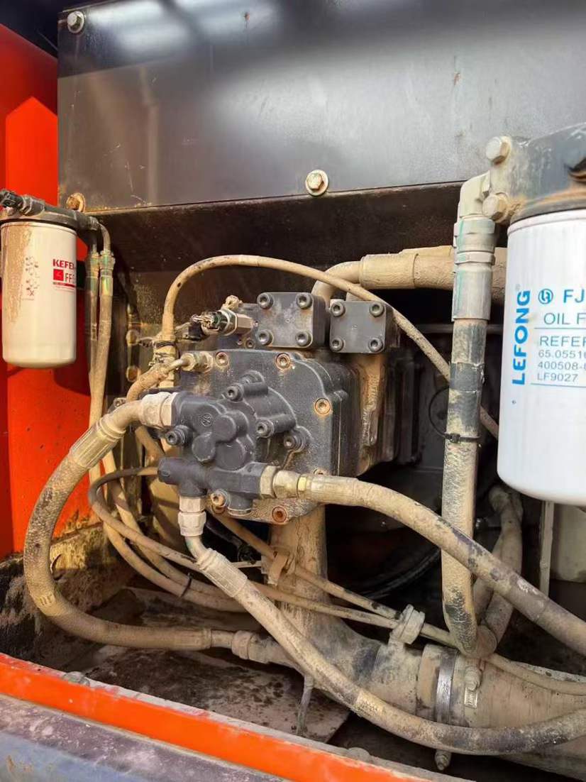 Used Doosan S225 Excavator 2018 Model / 5