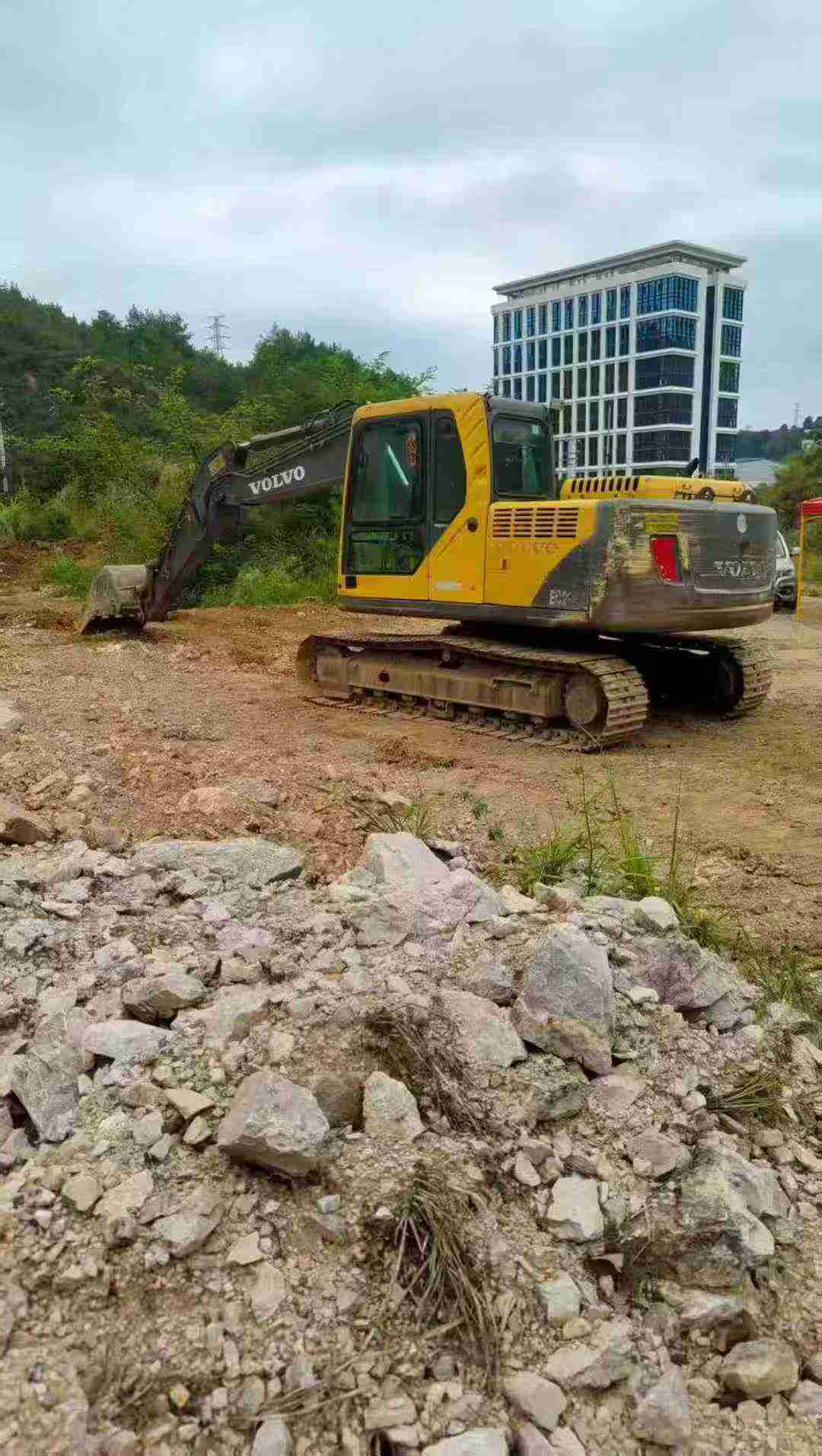 Used Volvo EC140 Excavator 2016 Model / 2