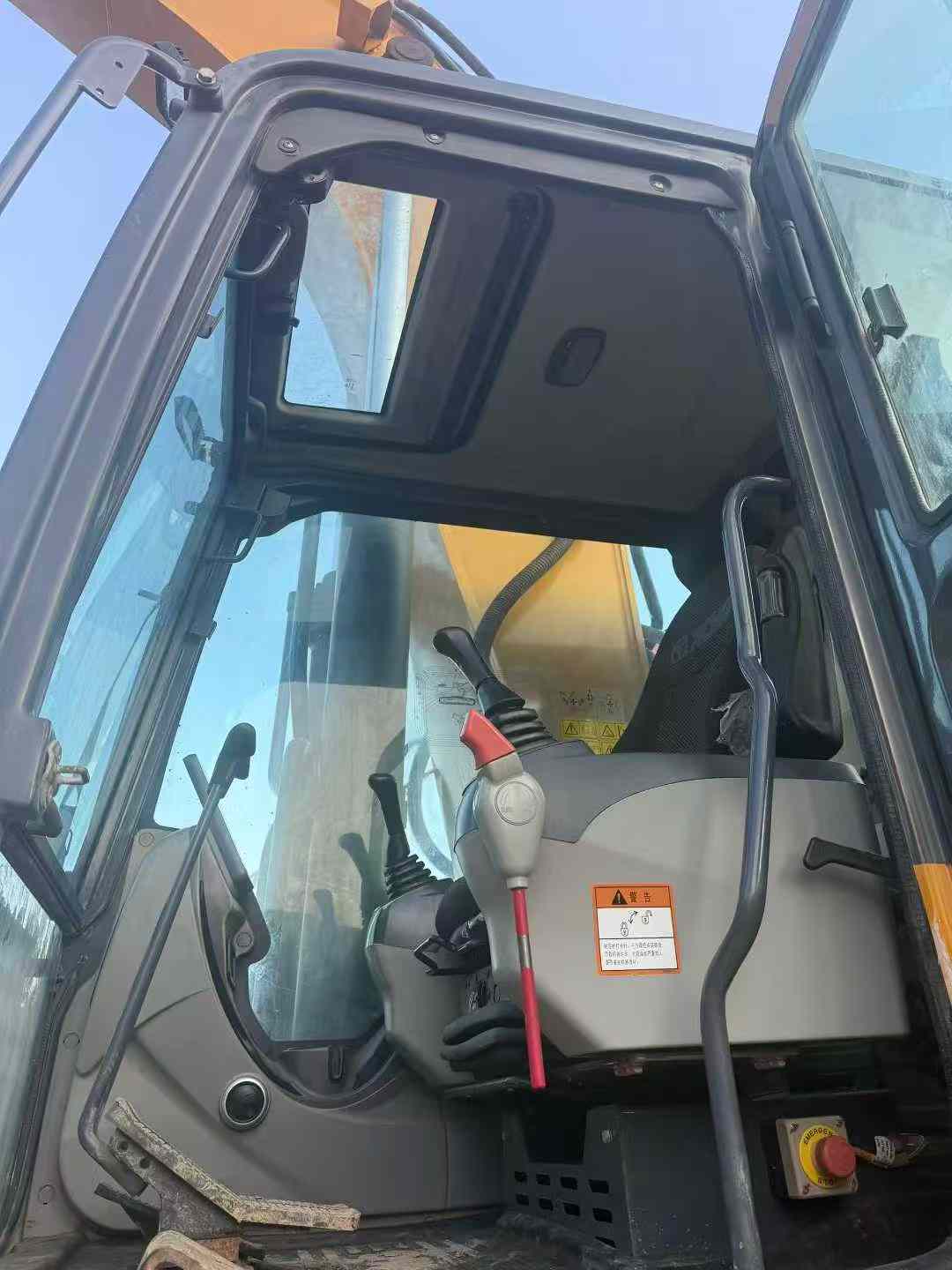 Used XCMG LW200 Excavator 2020 Model / 7