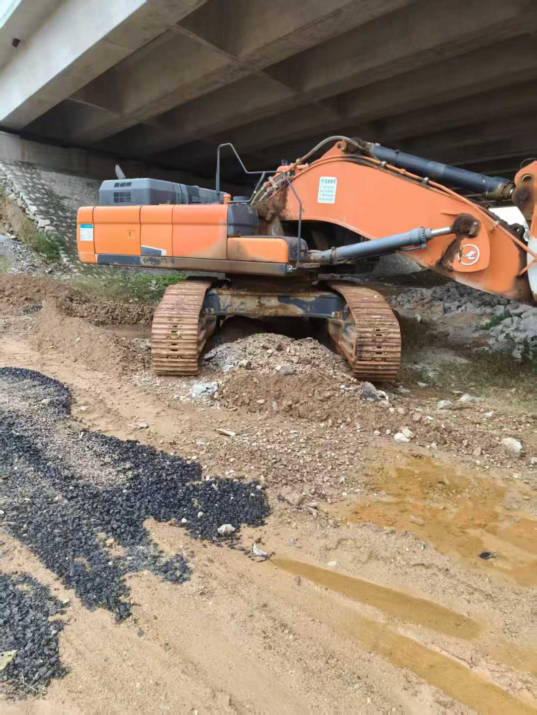 Used Doosan DX500 Excavator 2020 Model / 4