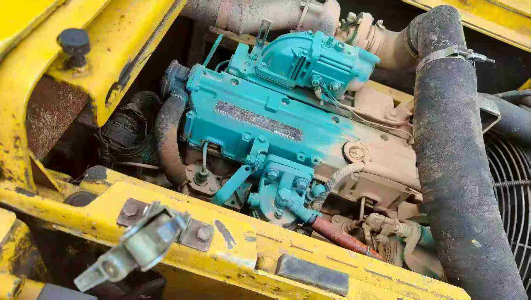 Used Volvo EC140 Excavator 2016 Model / 4