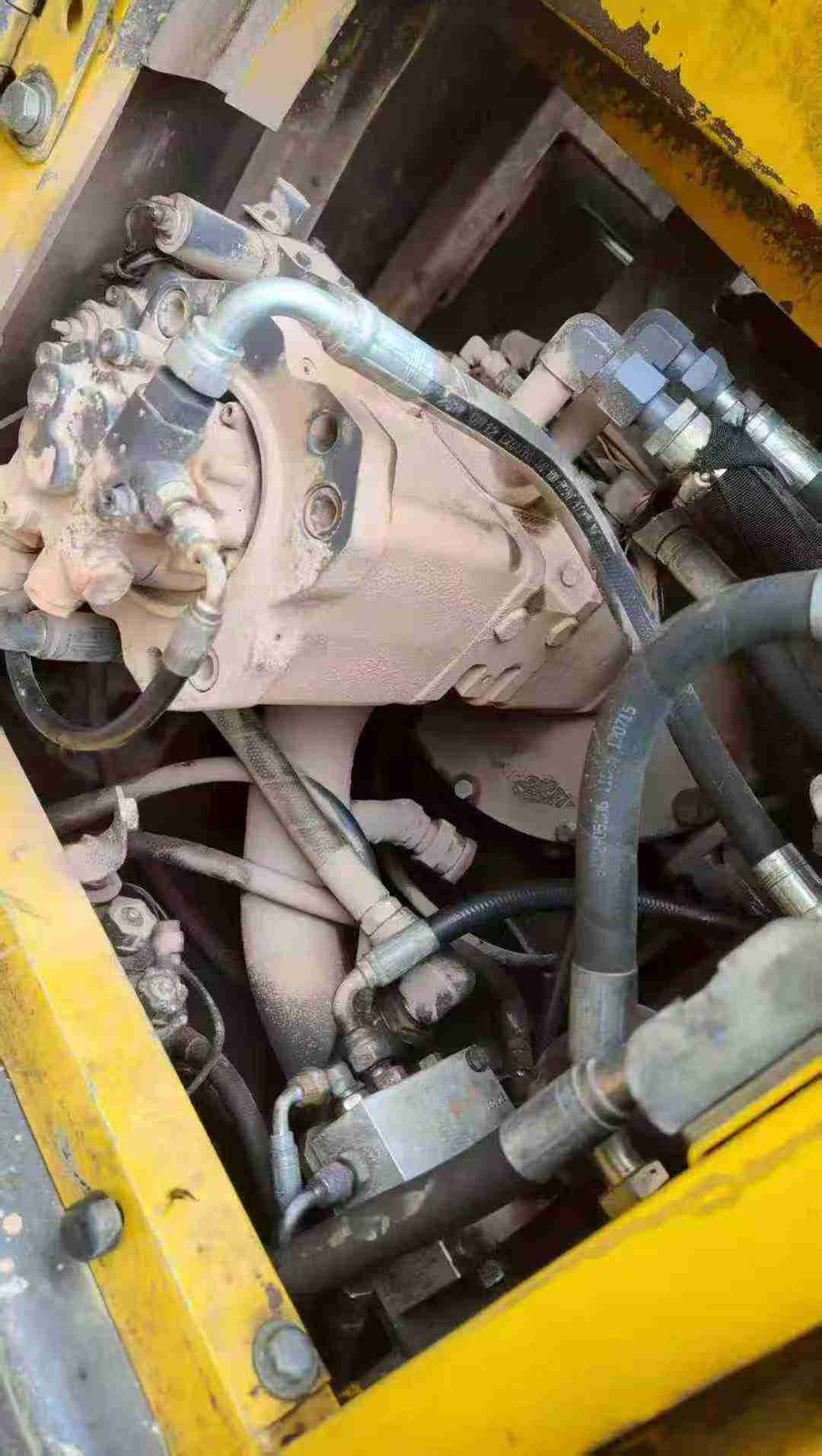 Used Volvo EC140 Excavator 2016 Model / 7