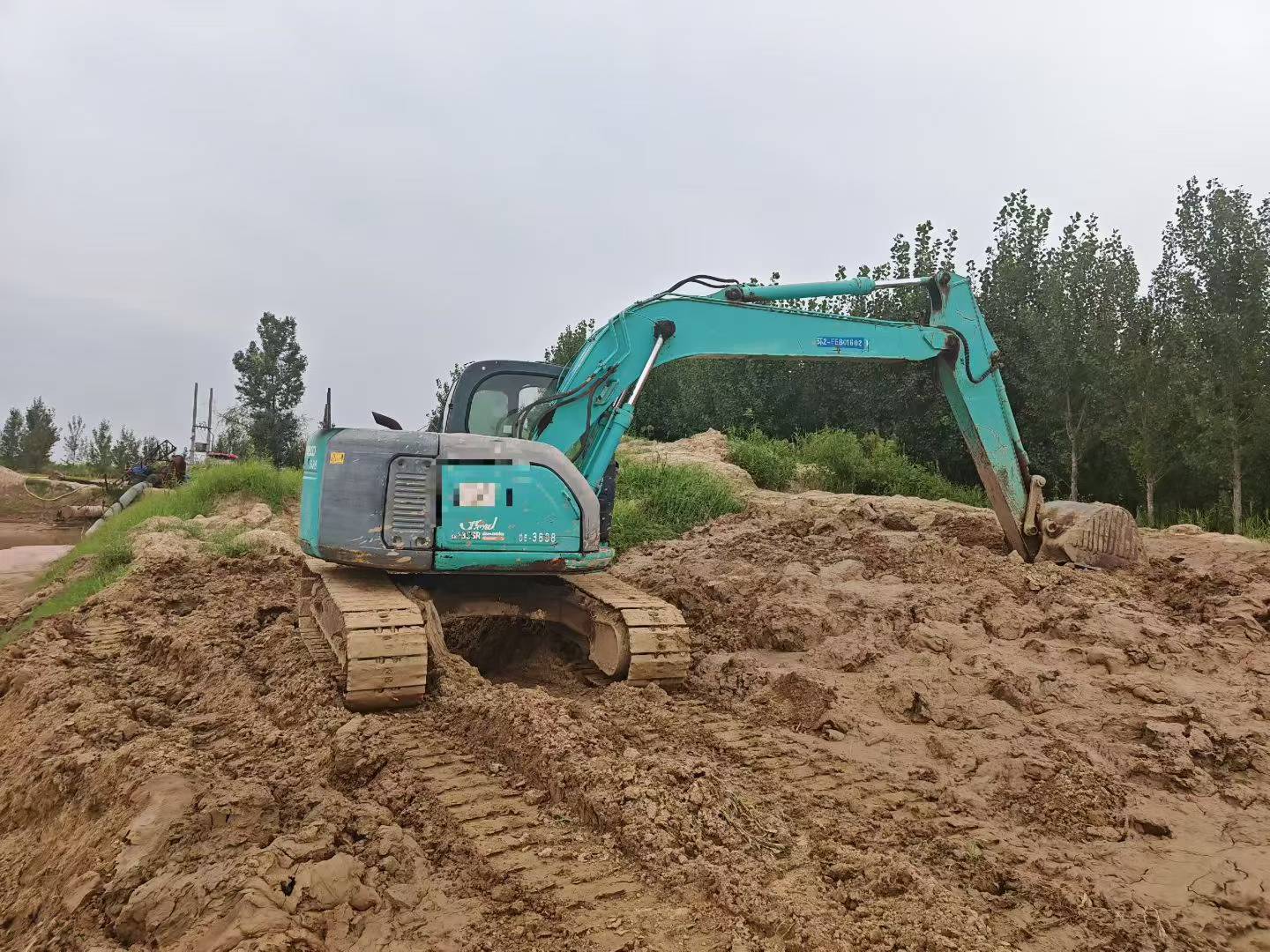 Used Kobelco SK135 Excavator 2016 Model / 2
