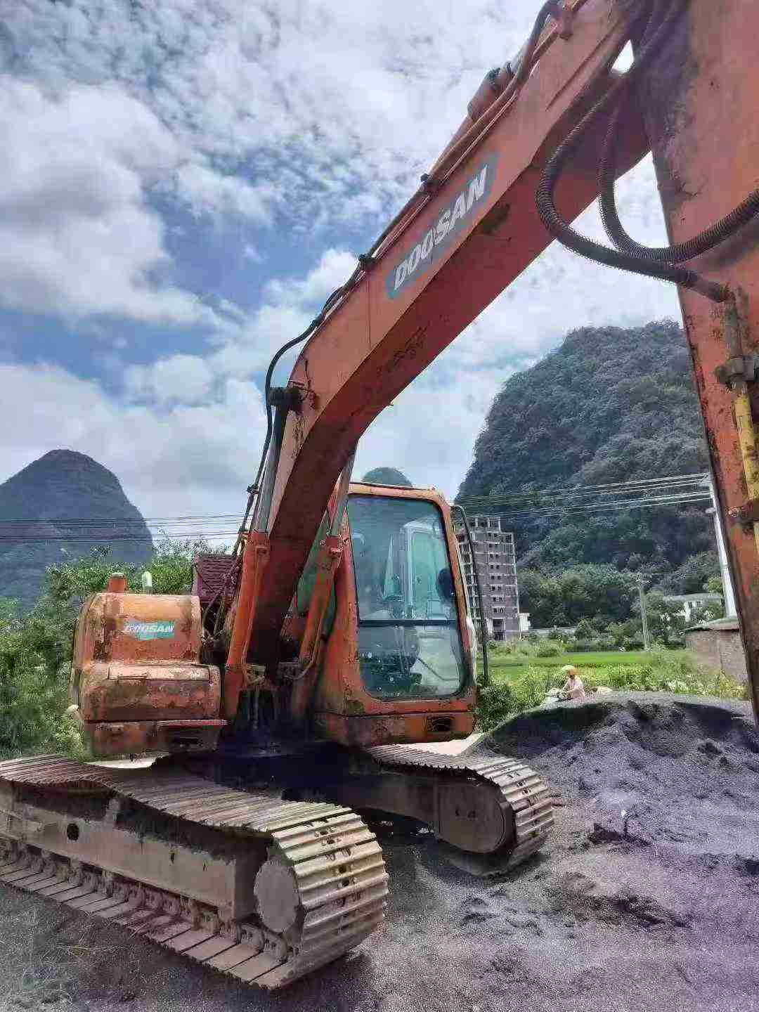 Used Doosan DX15 Excavator 2016 Model / 5