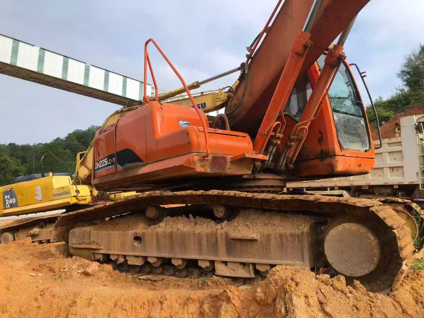 Used Doosan S225 Excavator 2016 Model / 4