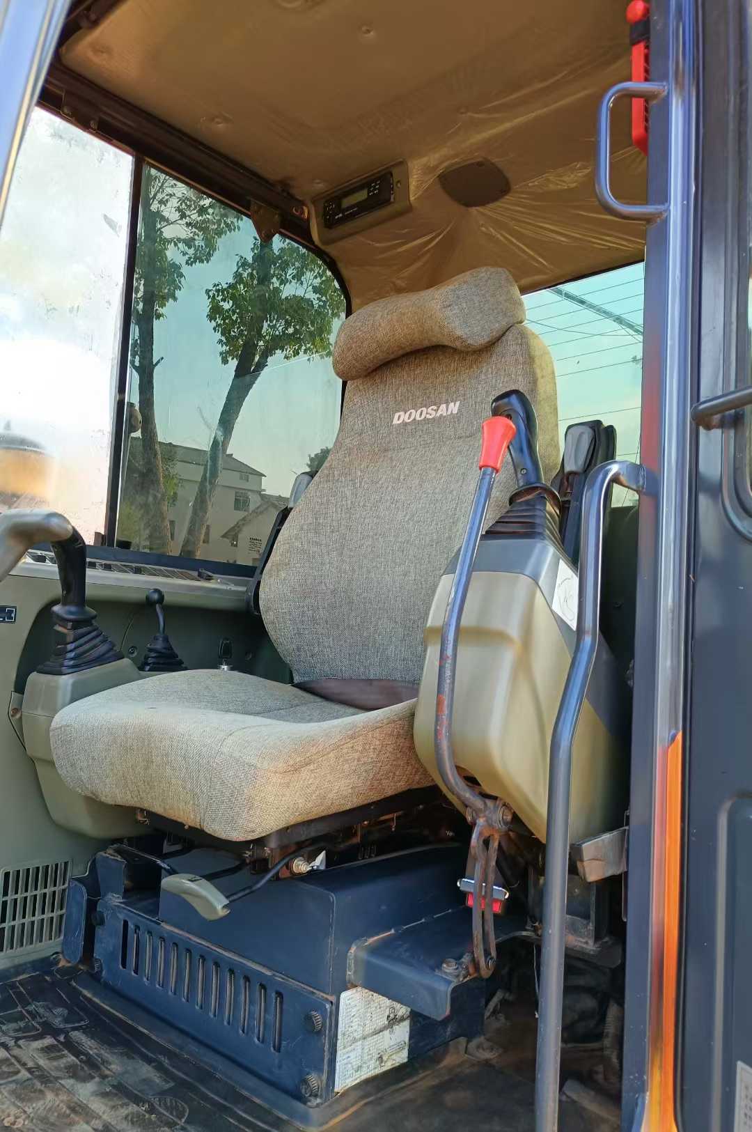 Used Doosan DH55 Excavator 2020 Model / 8