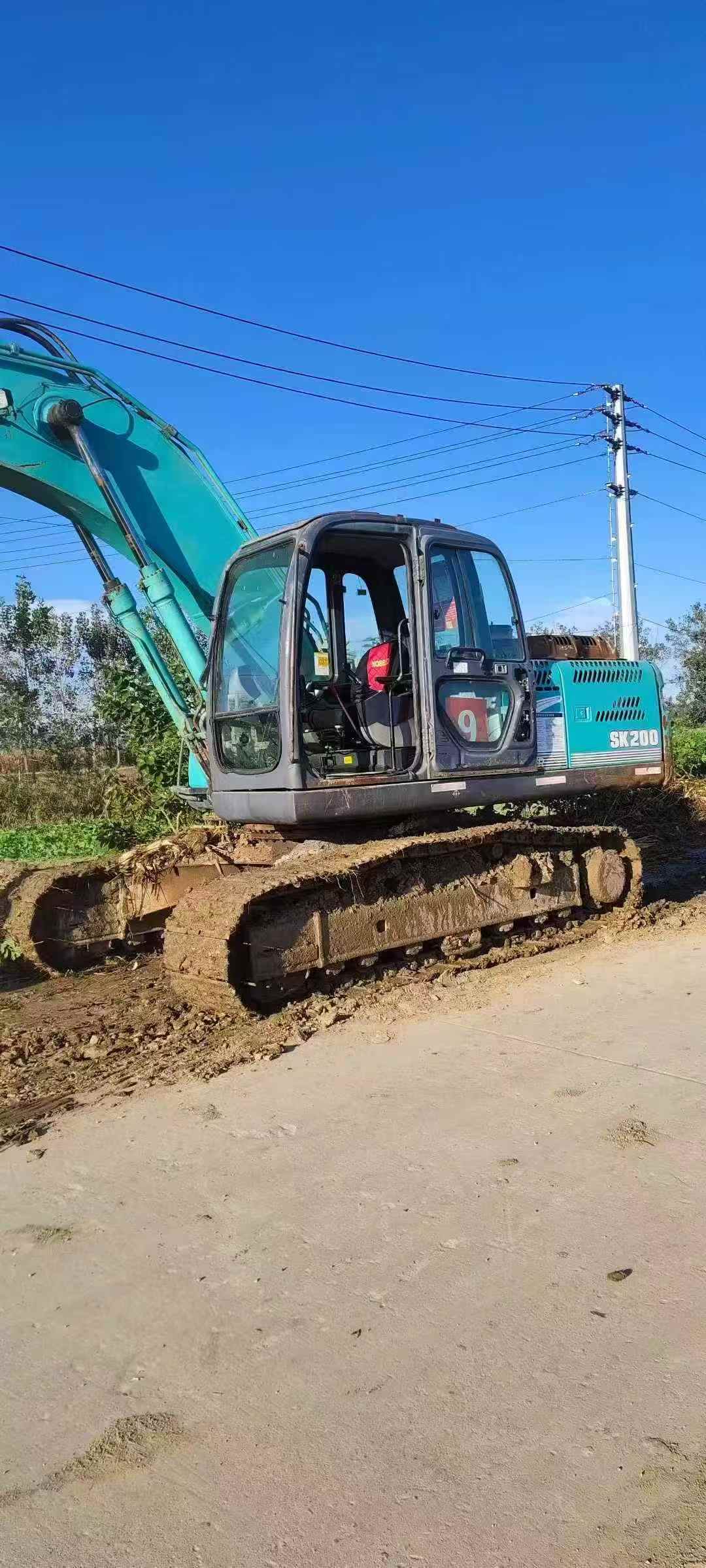 Used Kobelco SK2008 Excavator 2011 Model / 4