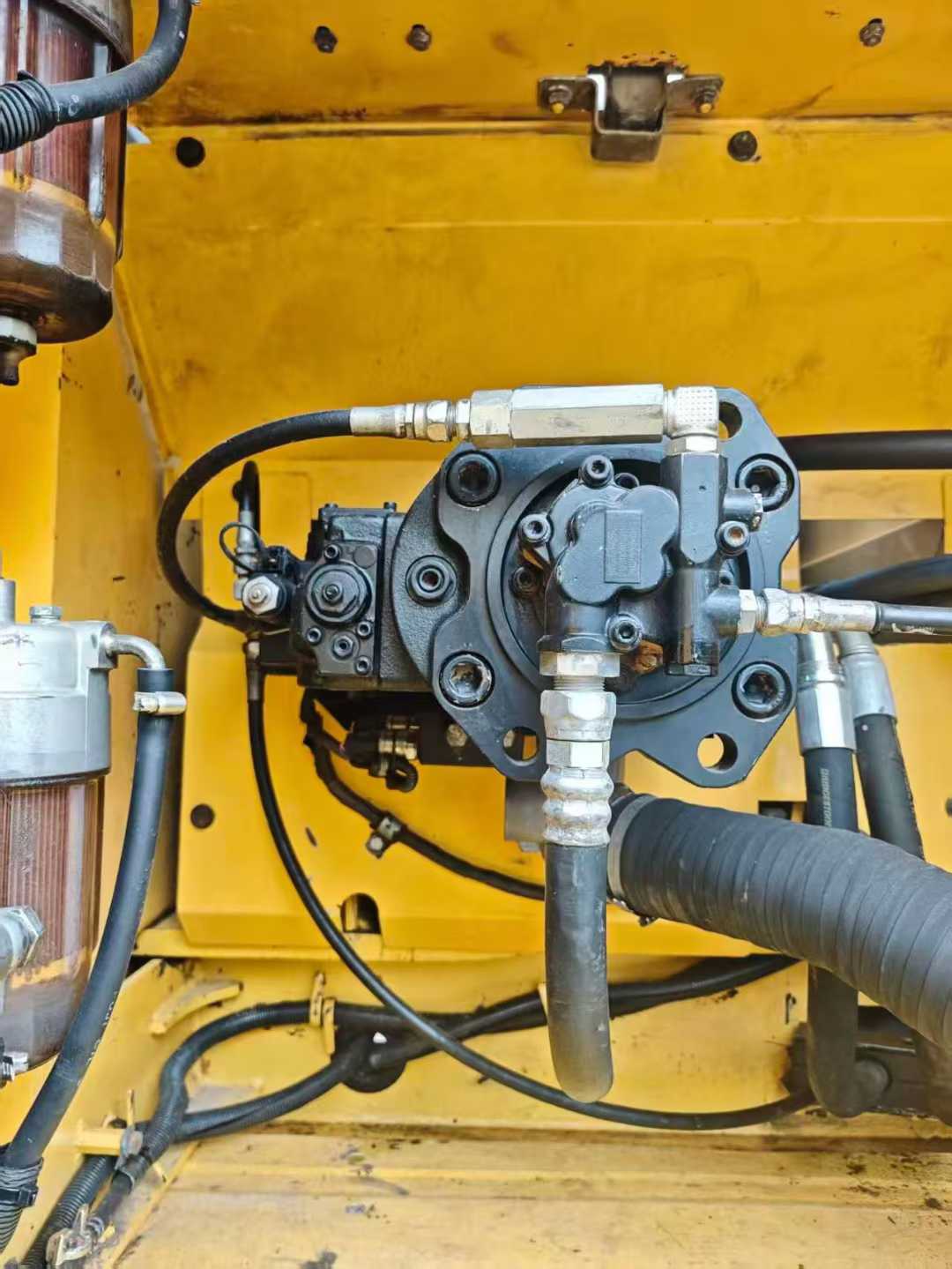 Used Kobelco SK250 Excavator 2016 Model / 8