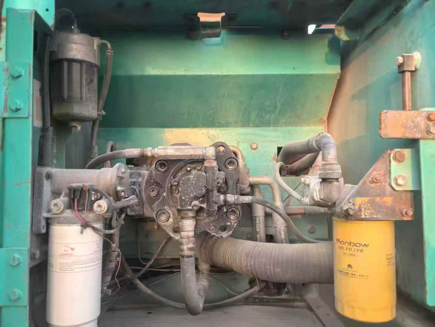 Used Kobelco SK210 Excavator 2011 Model / 4