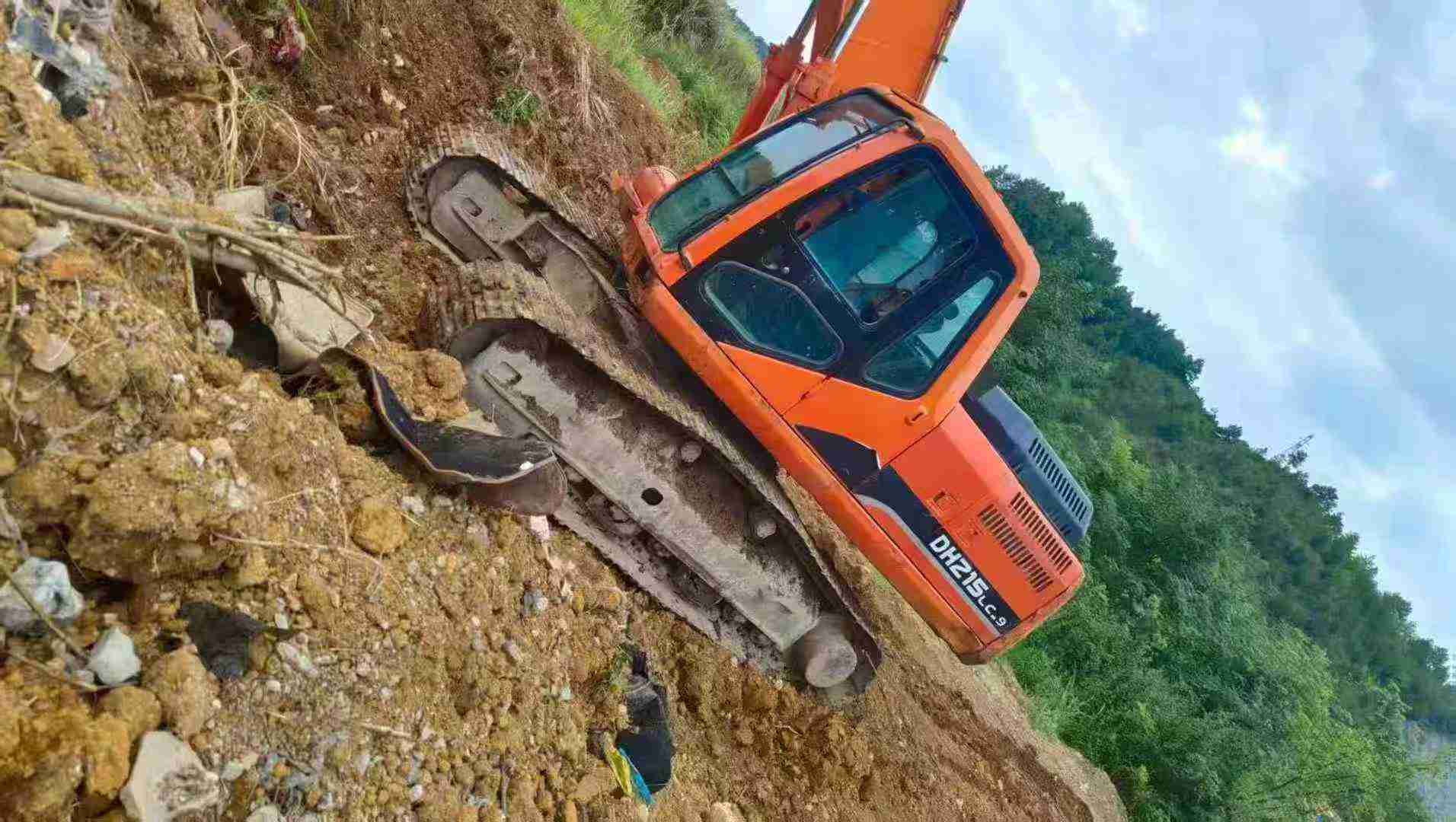 Used Doosan DX15 Excavator 2016 Model / 2