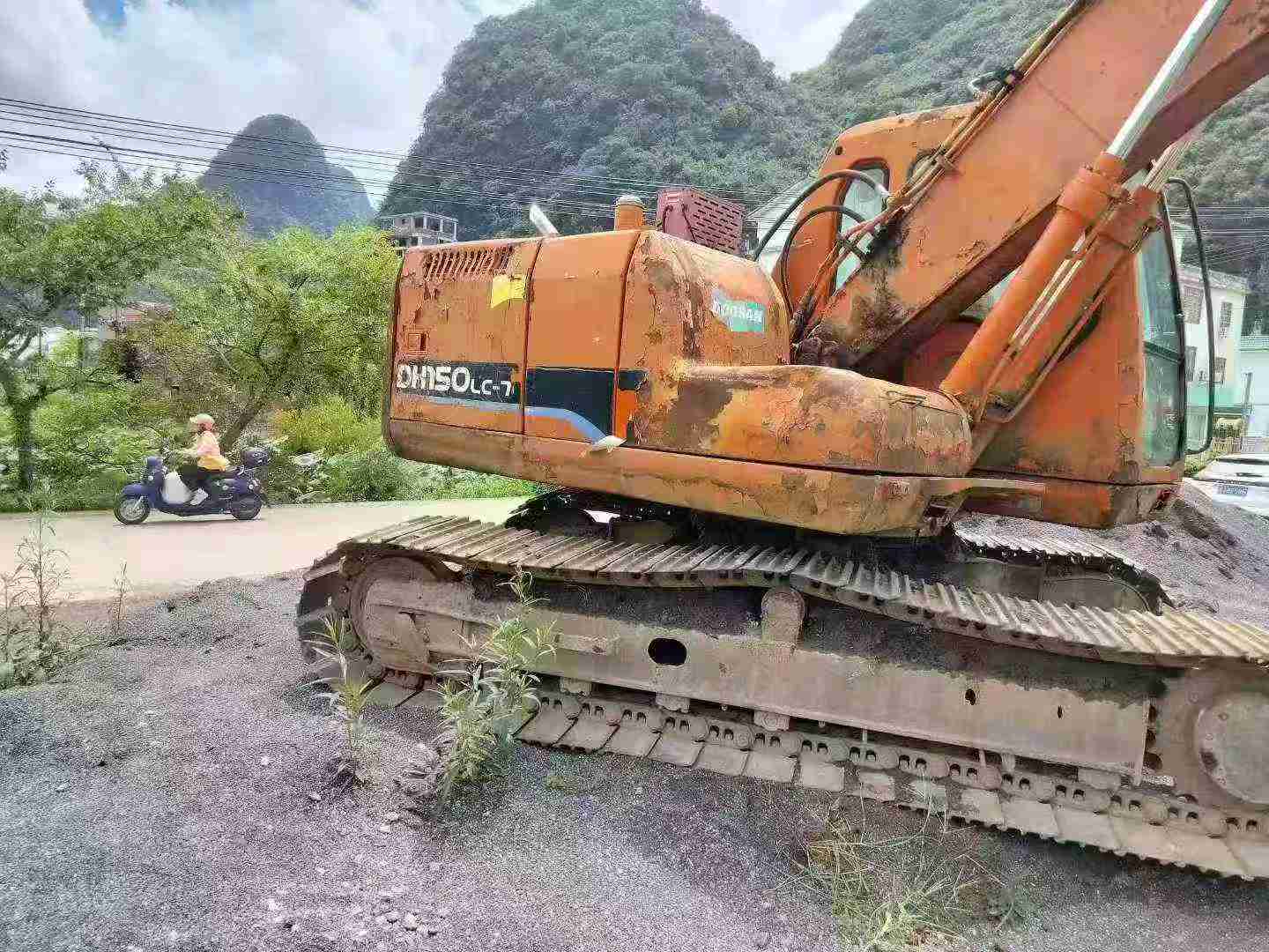 Used Doosan DX15 Excavator 2016 Model / 7