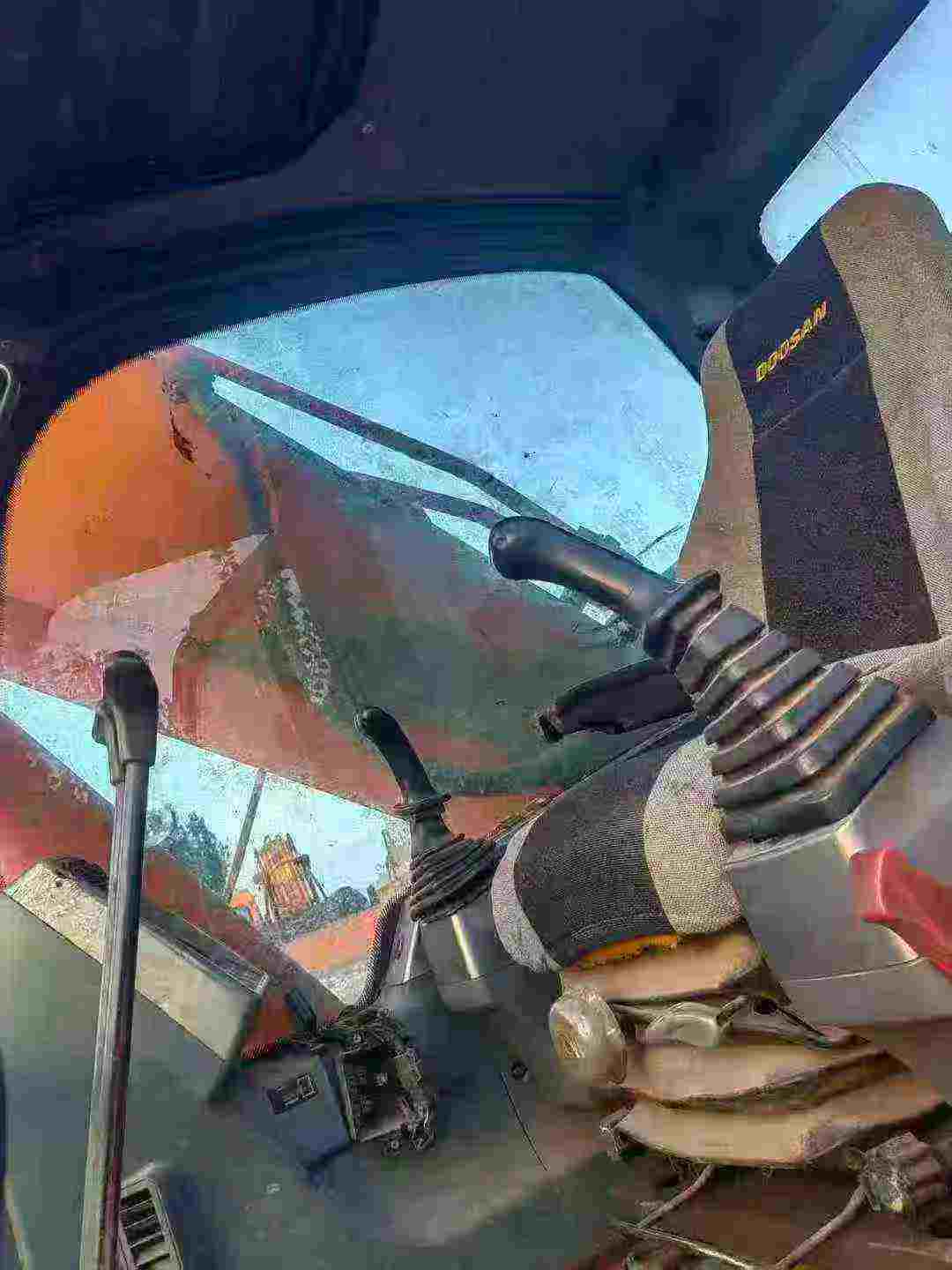 Used Doosan DX60 Excavator 2013 Model / 4