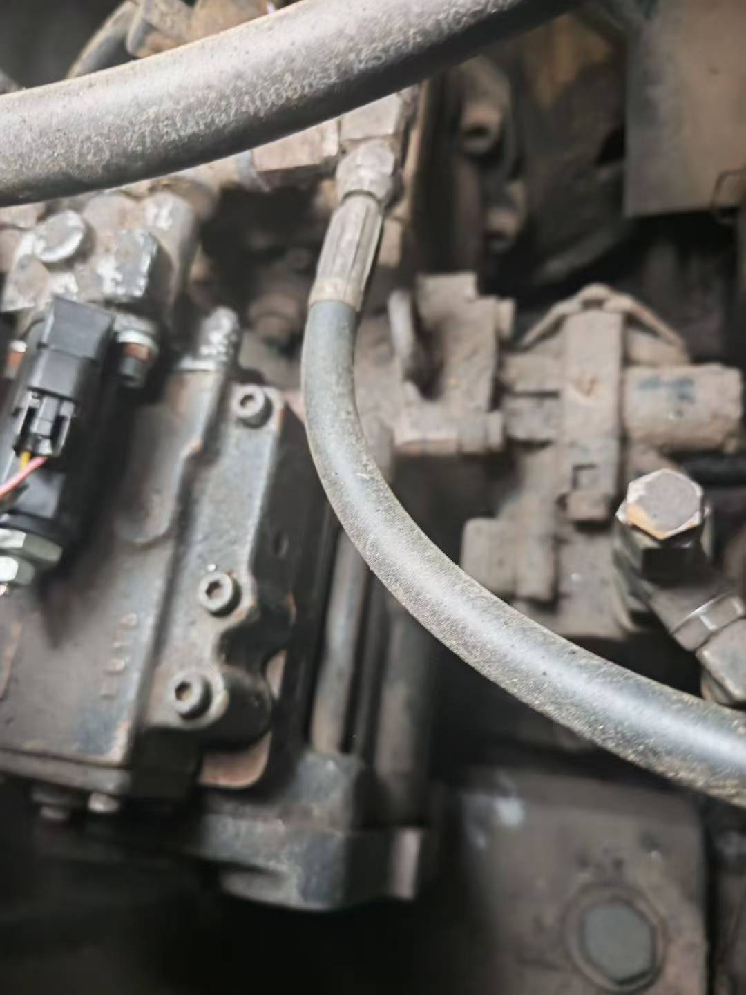 Used Kobelco SK135 Excavator 2016 Model / 4