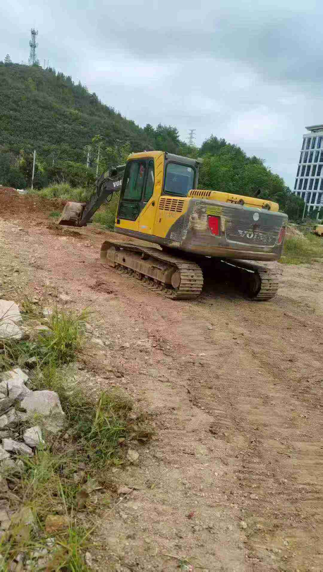 Used Volvo EC140 Excavator 2016 Model