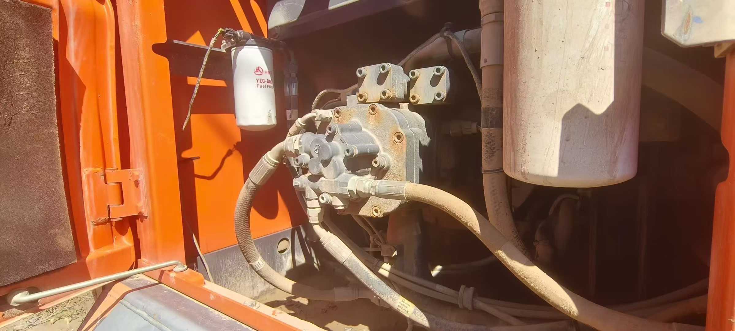 Used Doosan DX230LCS Excavator 2018 Model / 3