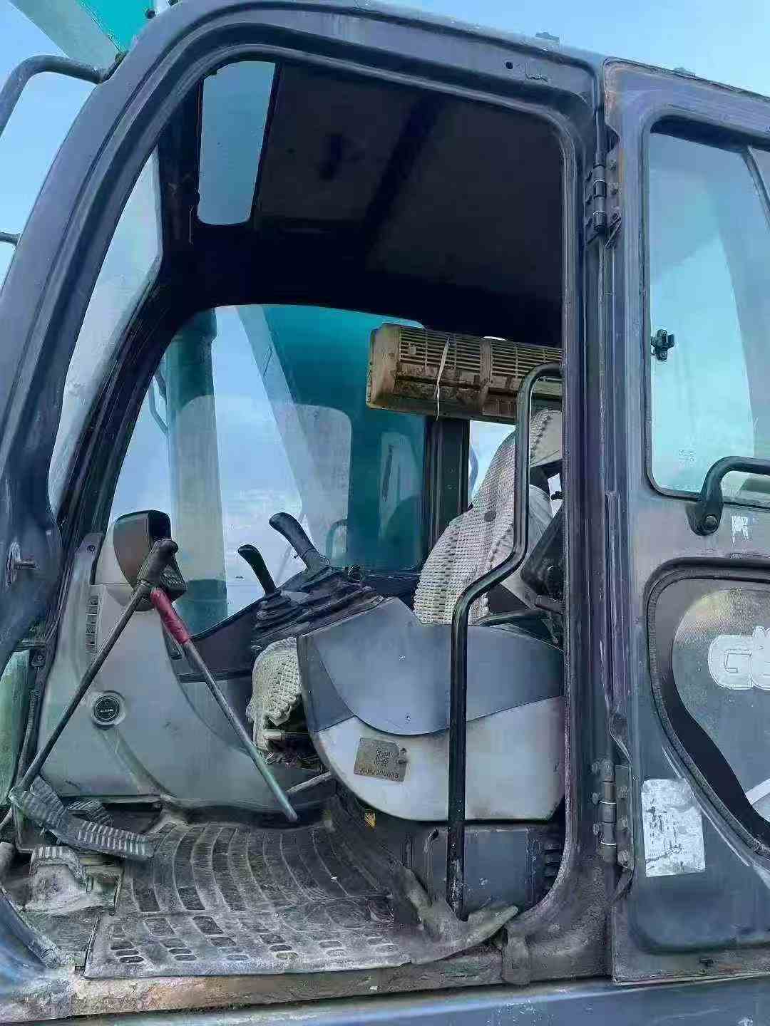 Used Kobelco SK2008 Excavator 2010 Model / 9