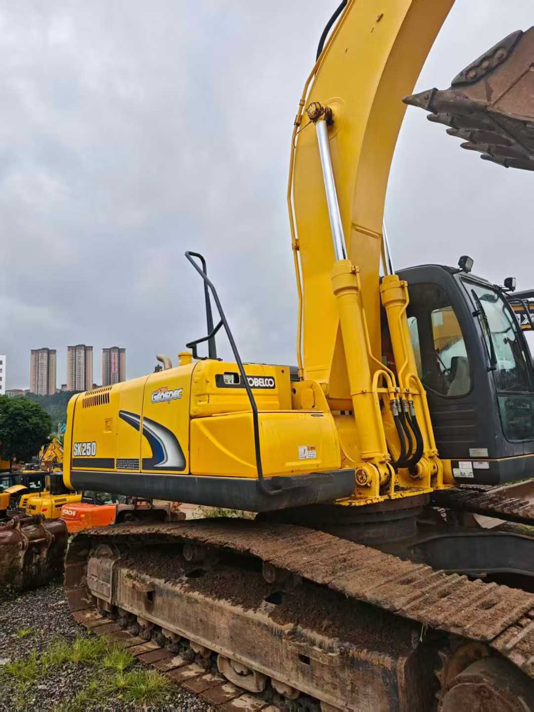 Used Kobelco SK250 Excavator 2016 Model / 3