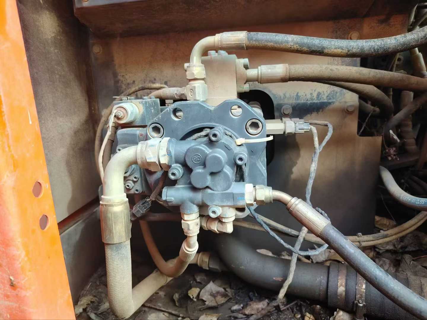 Used Doosan DH130LC-V Excavator 2018 Model / 4