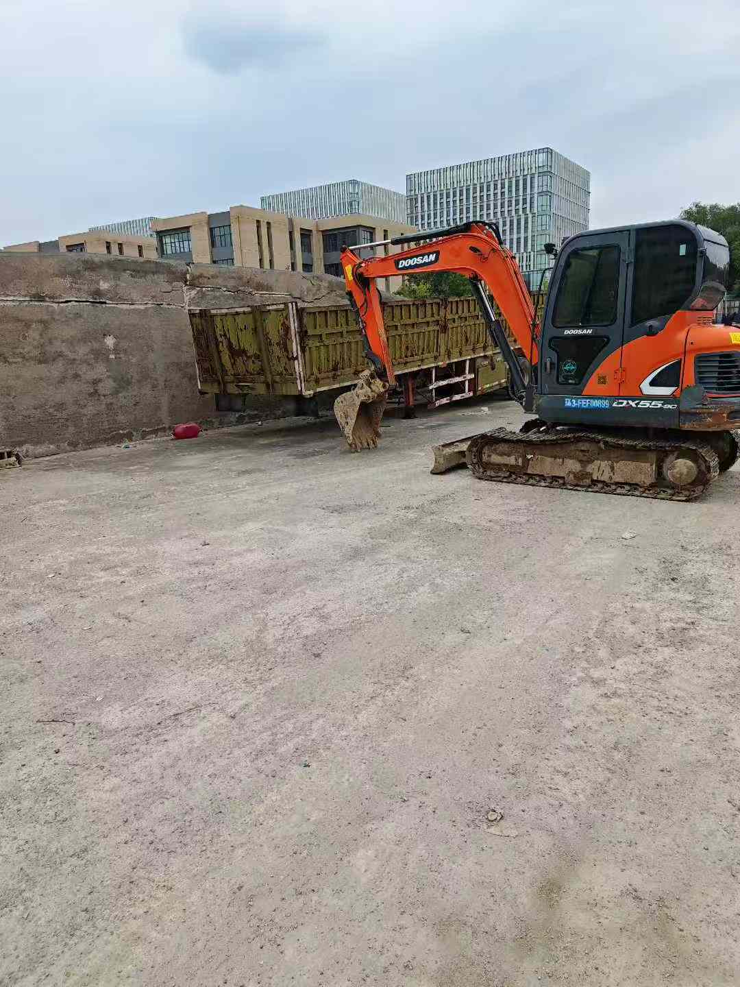 Used Doosan DH55 Excavator 2019 Model / 8