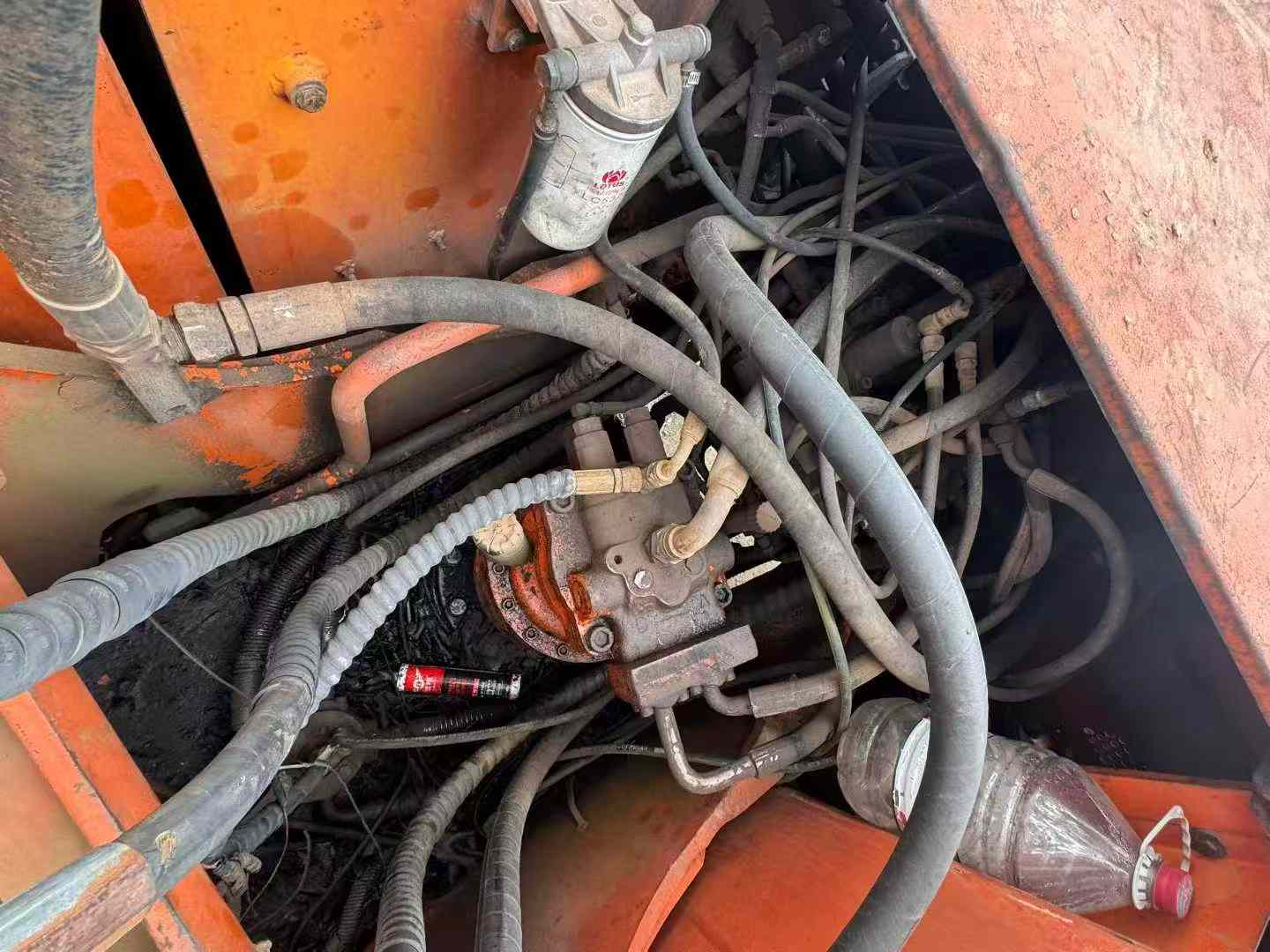 Used Doosan DH220-7 Excavator 2016 Model / 6