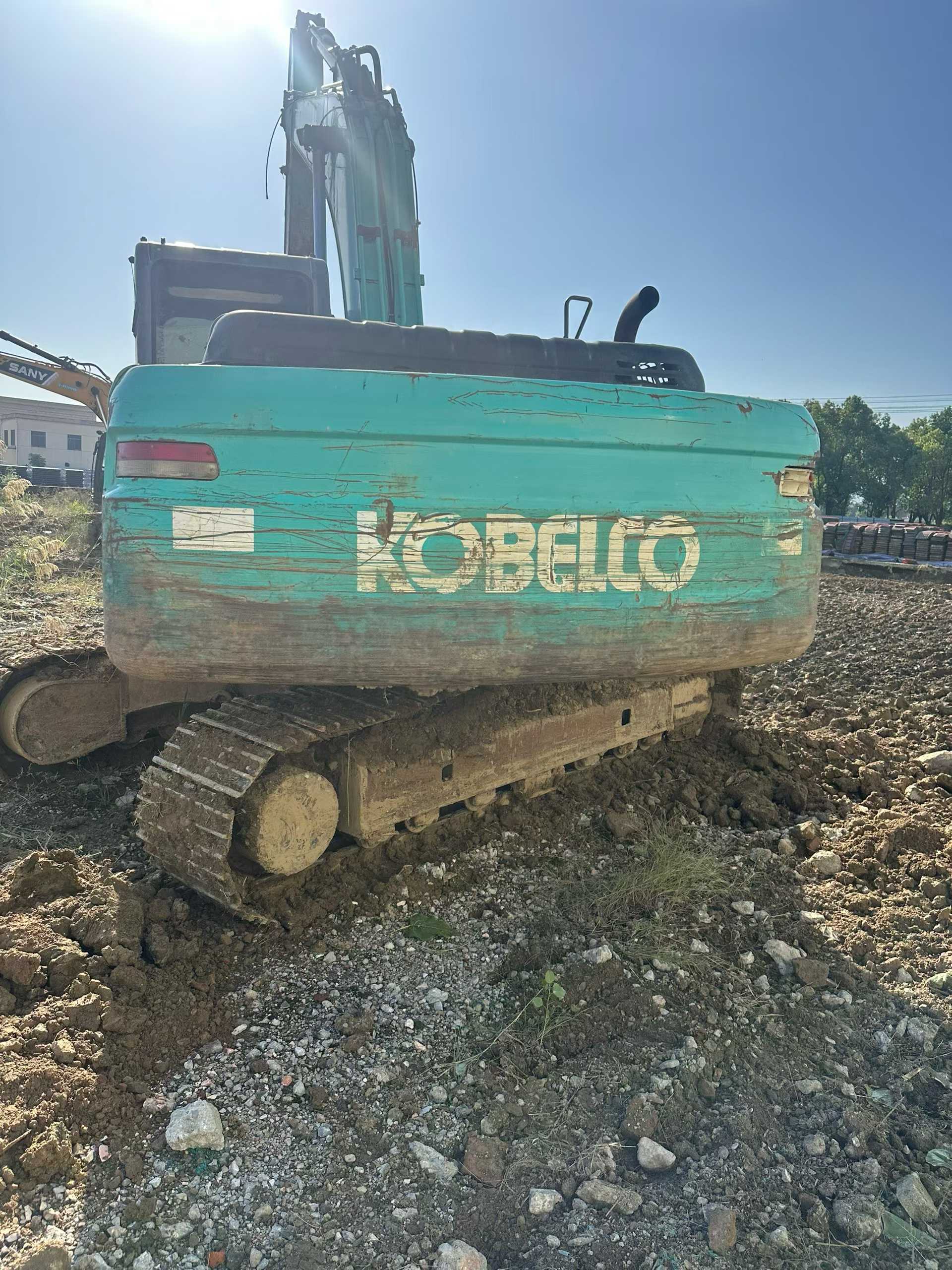 Used Kobelco SK2008 Excavator 2010 Model / 2