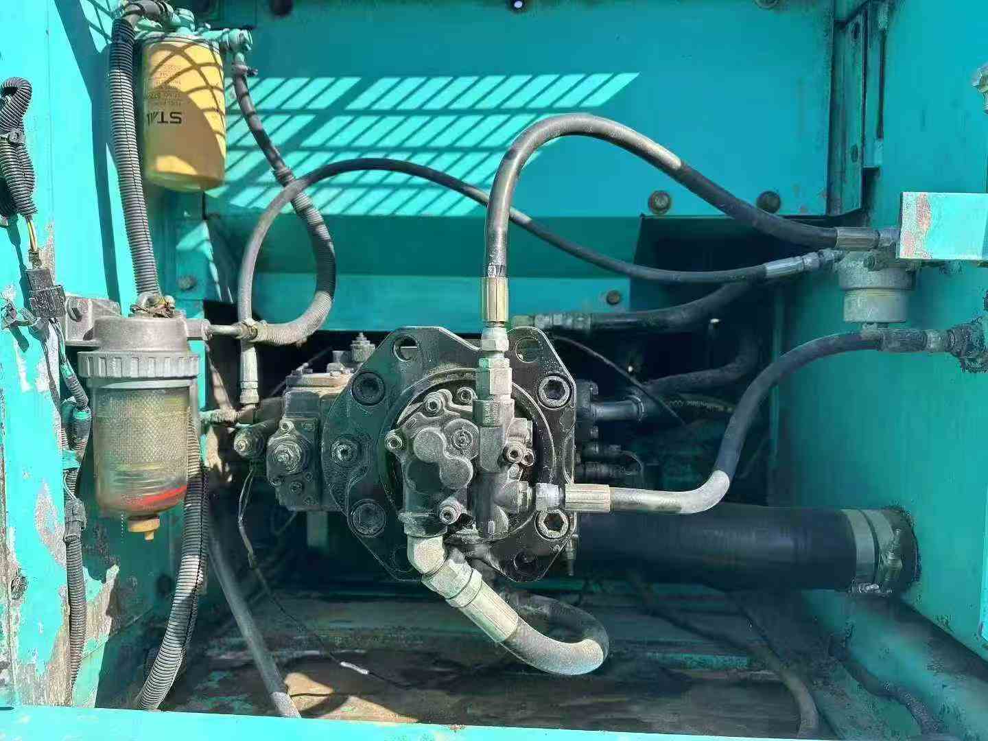 Used Kobelco SK200-6 Excavator 2016 Model / 3