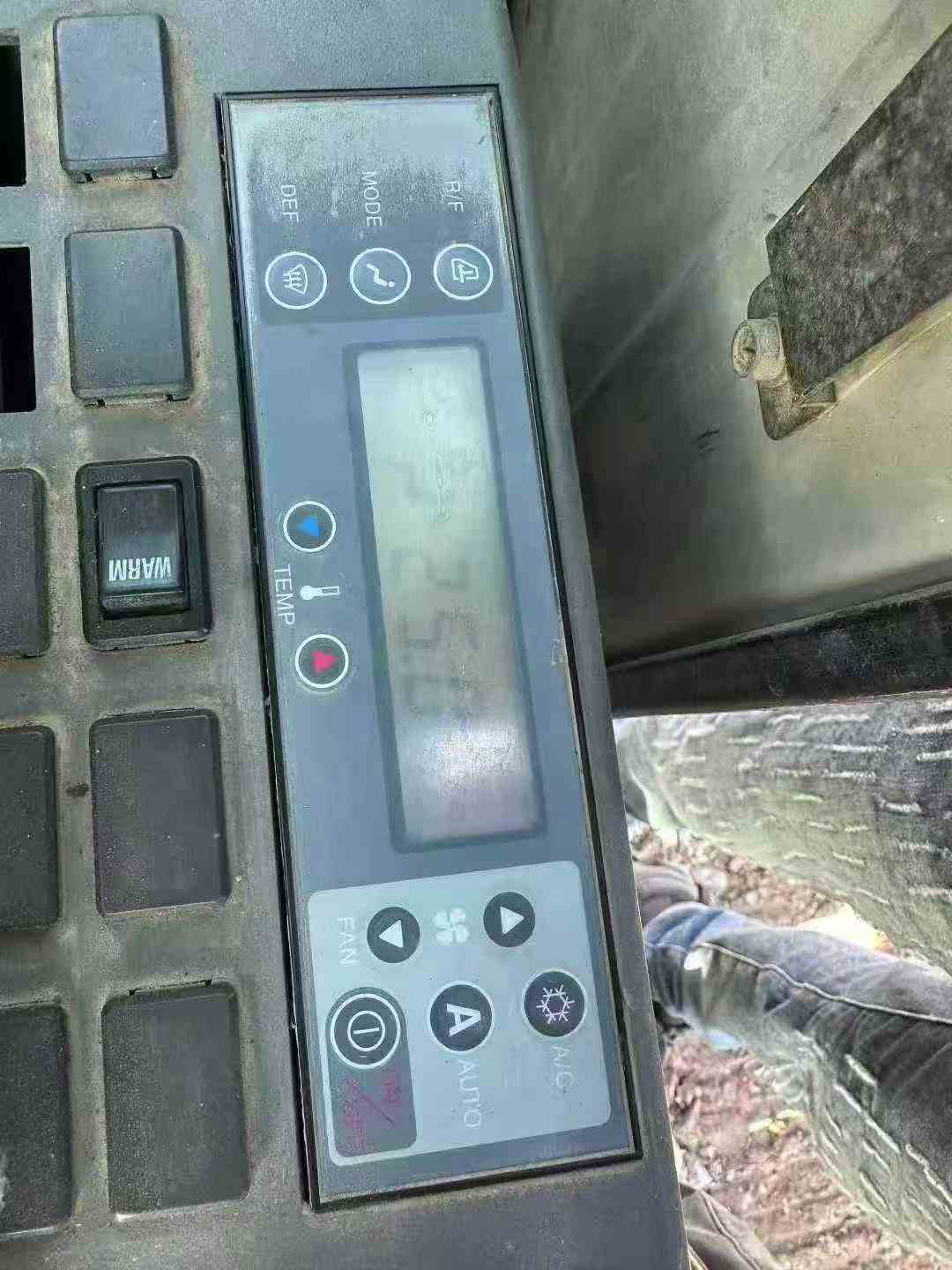 Used Kobelco SK200-6 Excavator 2016 Model / 7