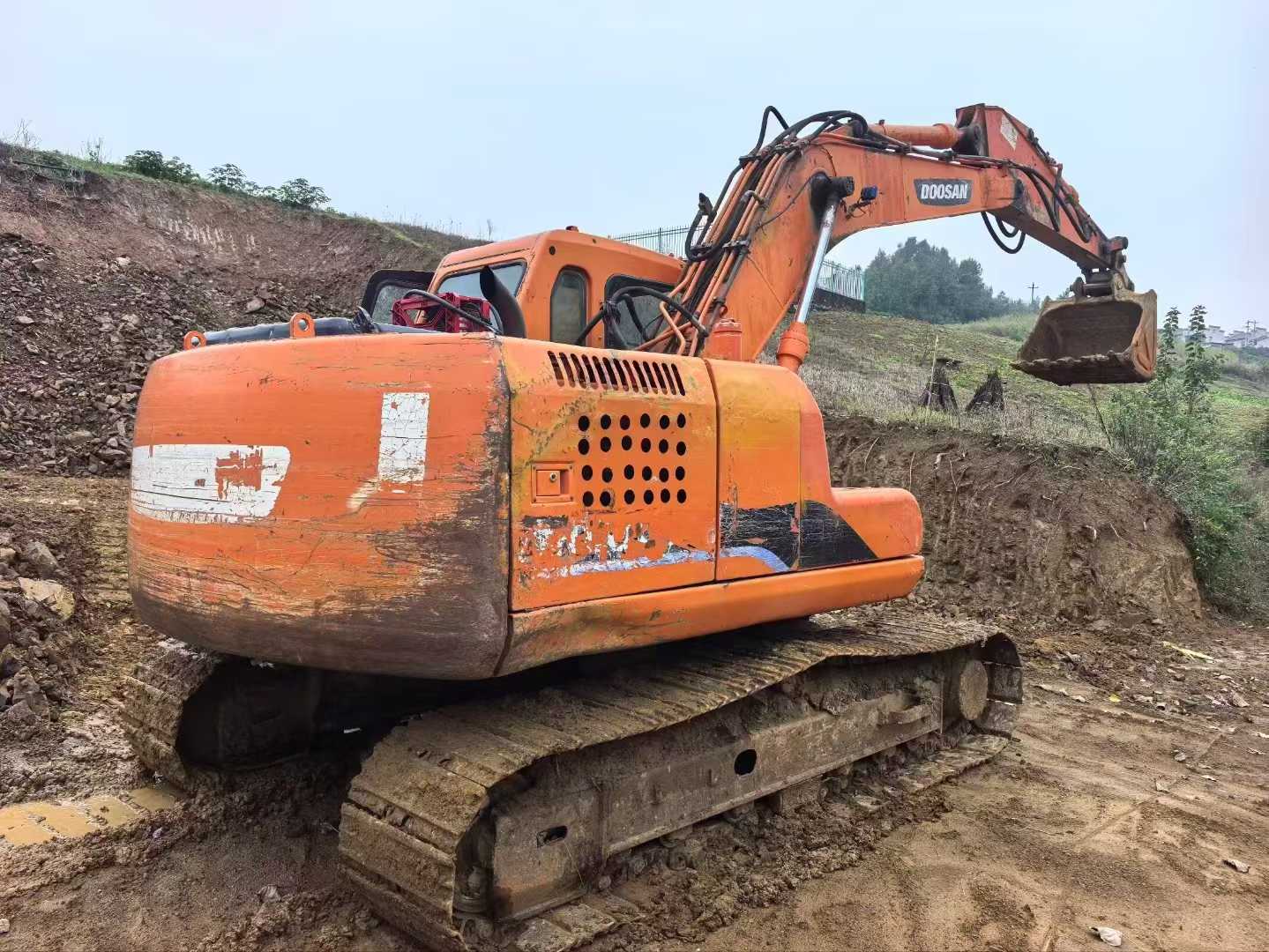 Used Doosan DX15 Excavator 2011 Model / 2