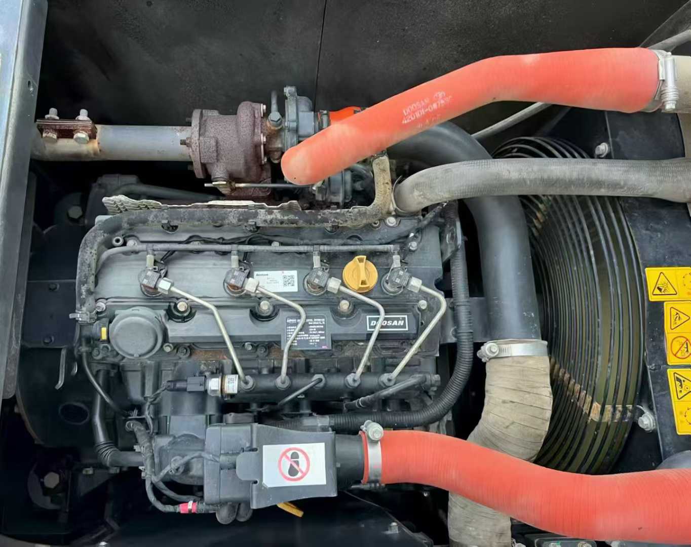 Used Doosan DL300 Excavator 2020 Model / 5