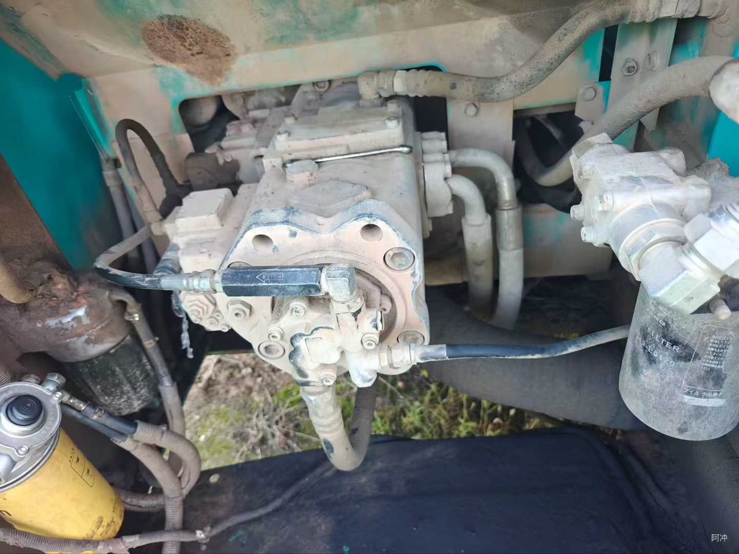 Used Kobelco SK350LC SuperX Excavator 2016 Model / 3