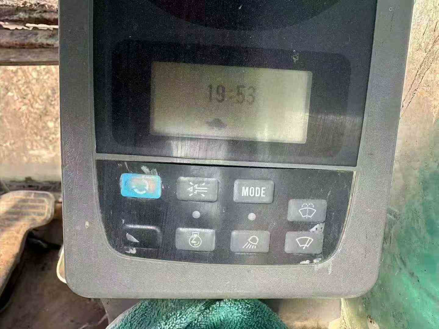 Used Kobelco SK200-6 Excavator 2016 Model / 6