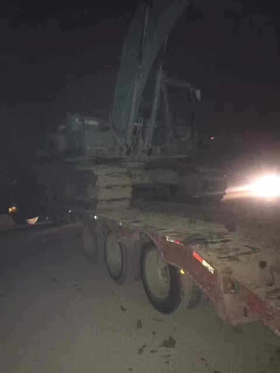 Used Kobelco SK200-8 Excavator 2016 Model / 3