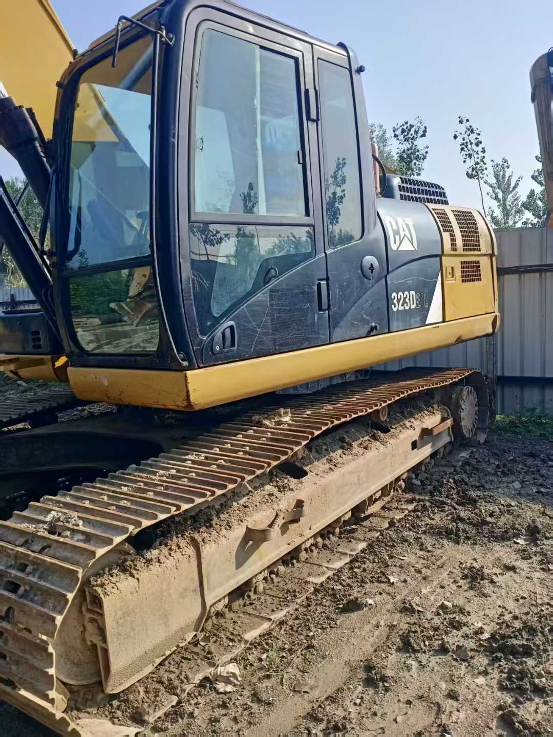 Used Caterpillar 323D2L Excavator 2014 Model