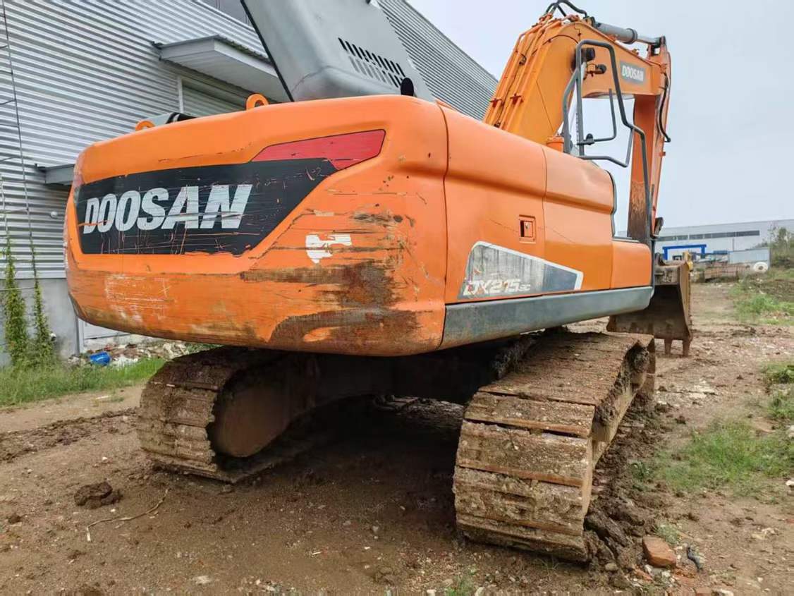 Used Doosan DX215-9CN ACE Excavator 2016 Model / 3