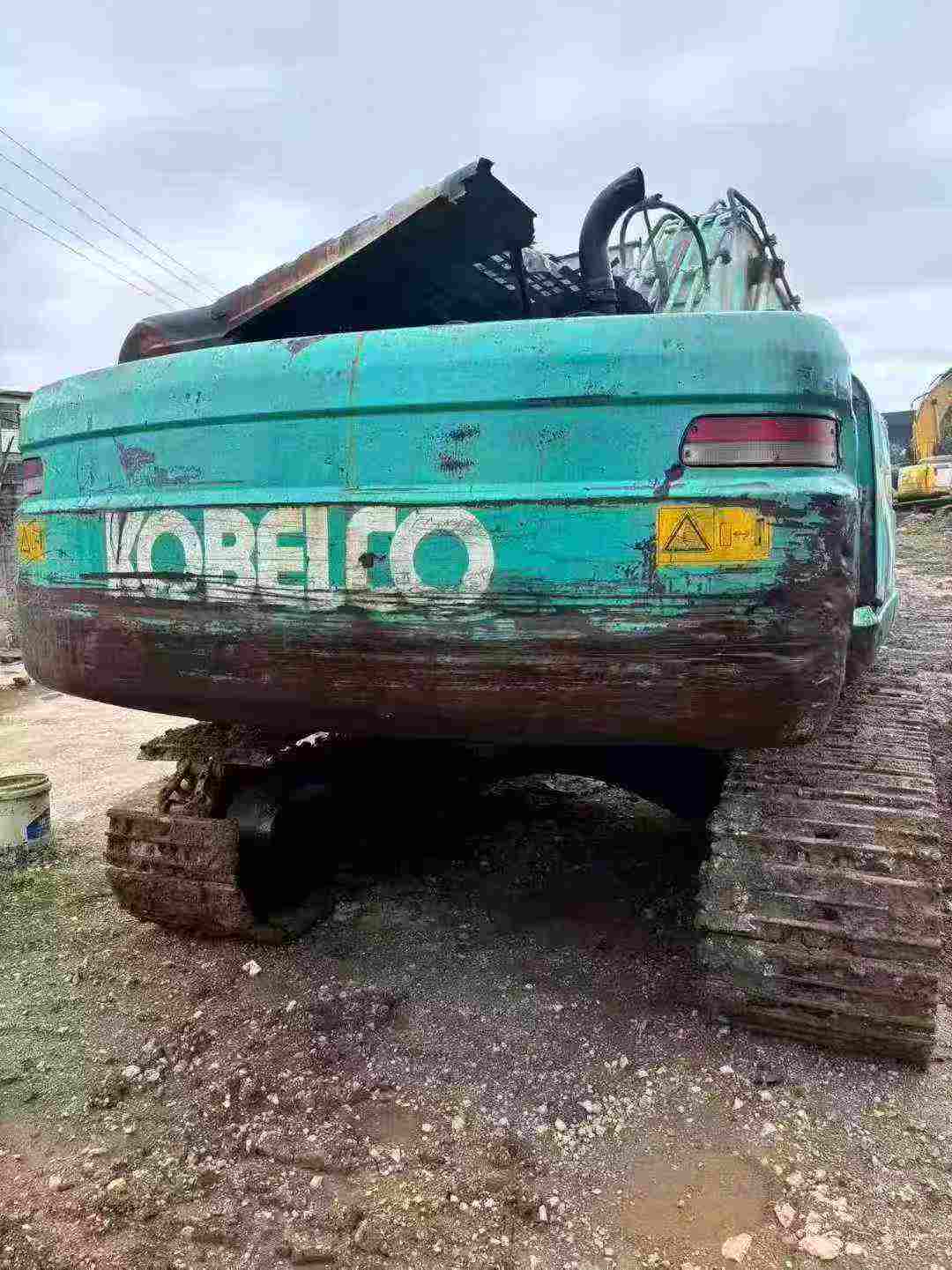 Used Kobelco SK200 Excavator 2010 Model / 3