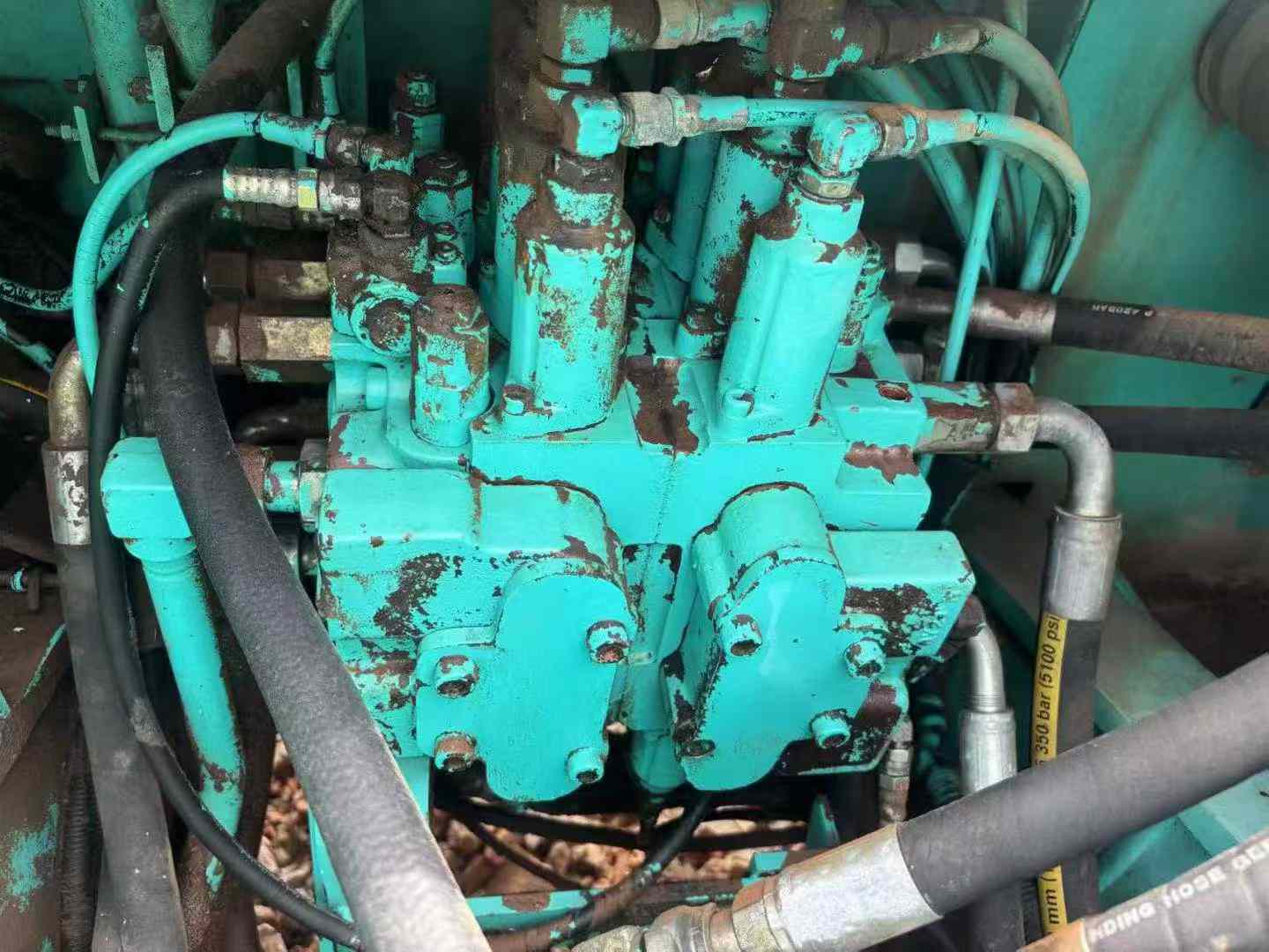 Used Kobelco SK200 Excavator 2016 Model / 3