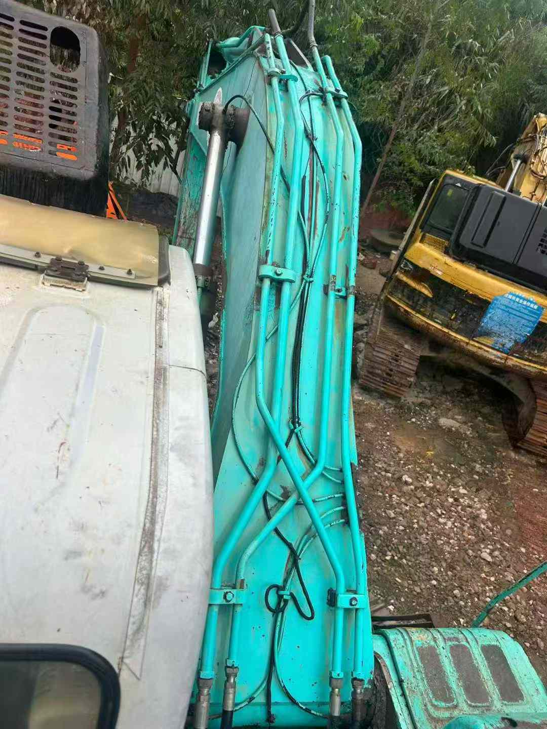 Used Kobelco SK200 Excavator 2016 Model / 5