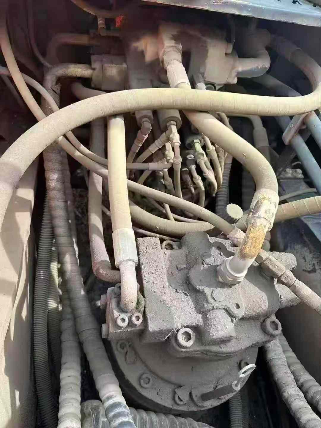 Used Doosan DL300 Excavator 2017 Model / 3